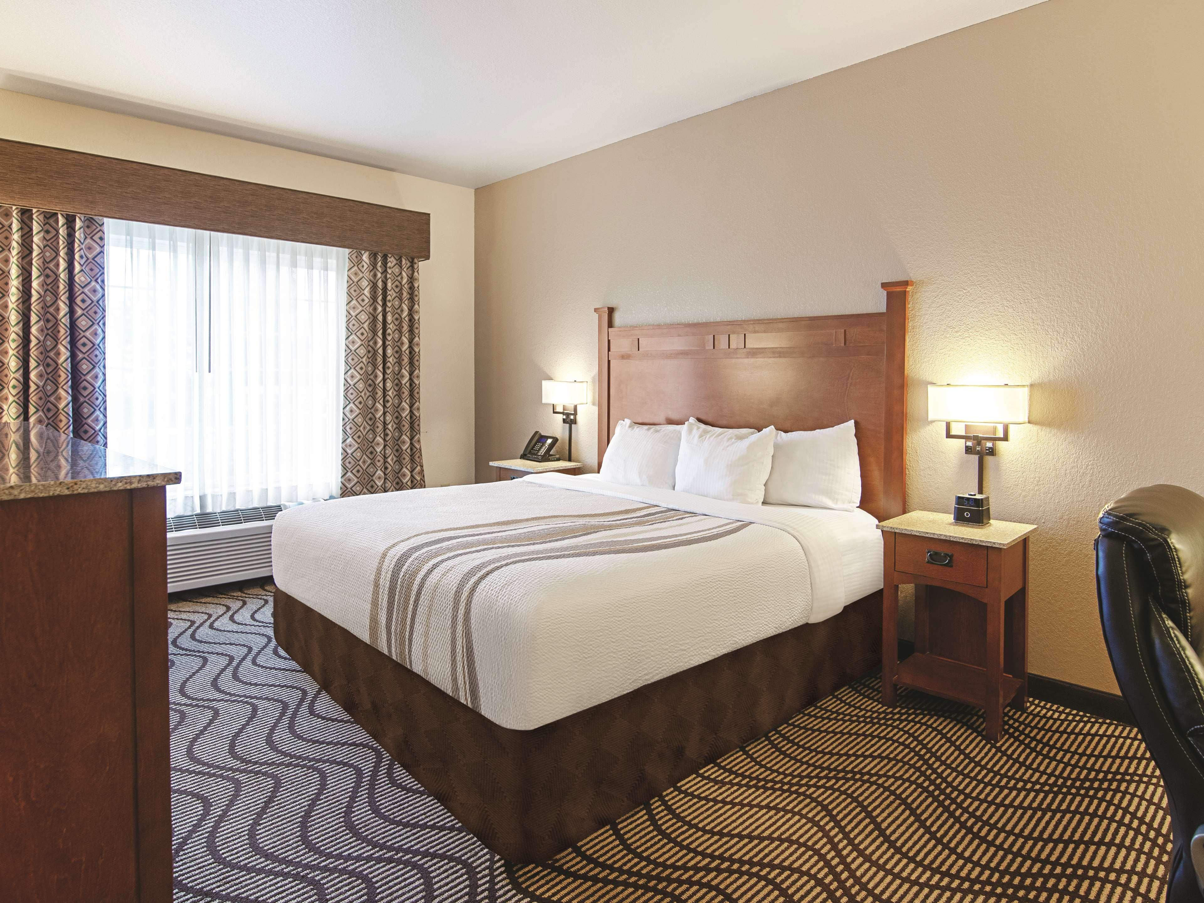 Best Western Plus Riverfront Hotel And Suites Great Falls Exterior foto